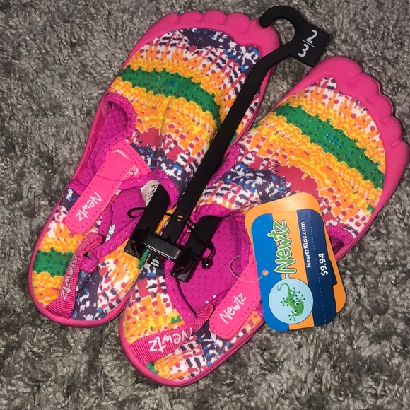 newtz Shoes - Brand New water shoes newtz Shoes - Brand New water shoes